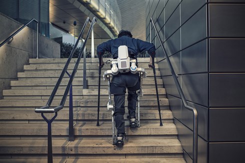 Hyundai_Wearable_Exoskeleton_4.jpg