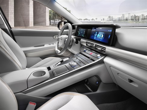 06-Hyundai-Nexo-Interior.jpg
