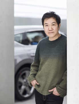 01_Hyundai-SangYup-Lee-World-Car-Person-of-the-Year-2023.jpg