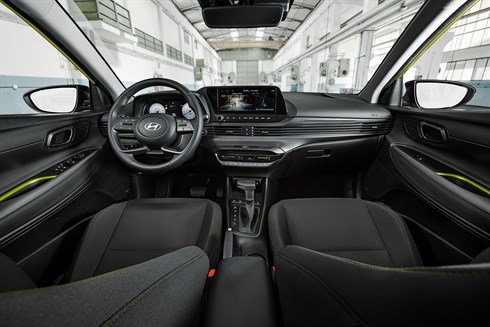 09_Vernieuwde-Hyundai-i20-trekt-de-aandacht-met-elegant-en-sportief-design.jpg