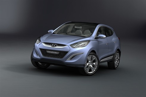Hyundai-ix-onic-concept-Geneve-voor.jpg