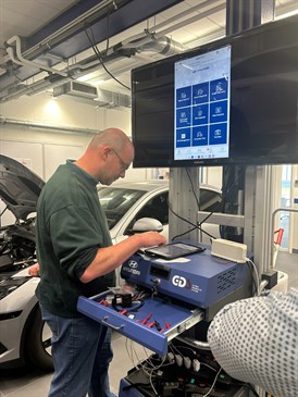 03_Hyundai_ondersteunt_mbo-opleidingen_Automotive.jpg