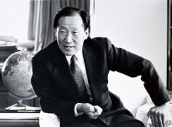Ju-yung Chung - Oprichter van Hyundai Motor Group