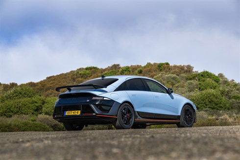 02-Hyundai-IONIQ-6-N.jpg